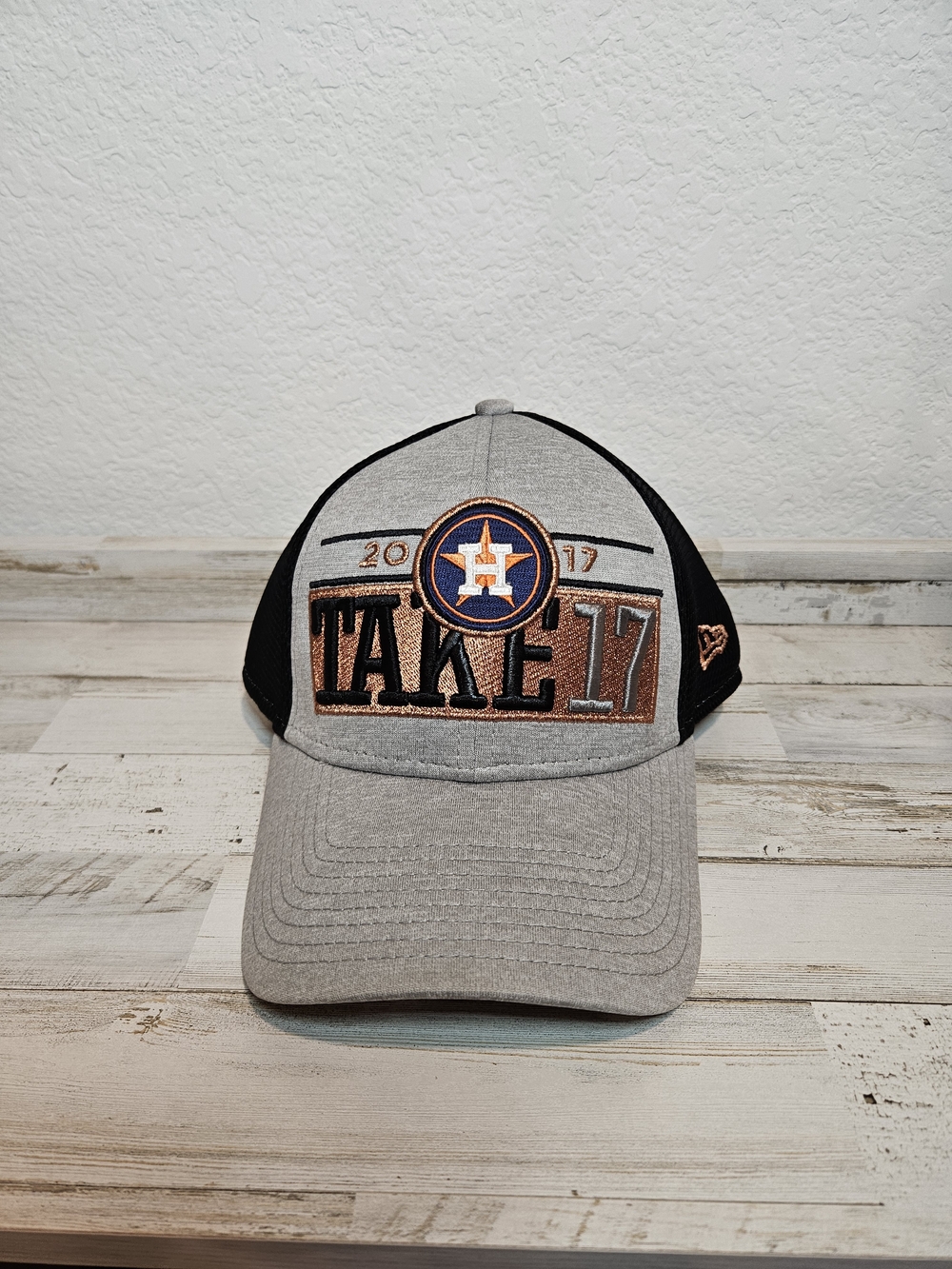 New Era Black and Gold 9FORTY Adjustable Baseball Cap Interior View
